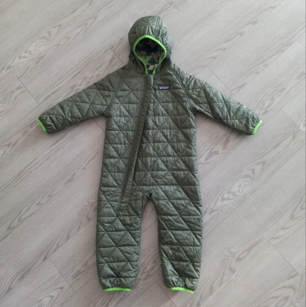 Patagonia Baby Reversible Puff Ball Bunting Green Camo Green 12-18m